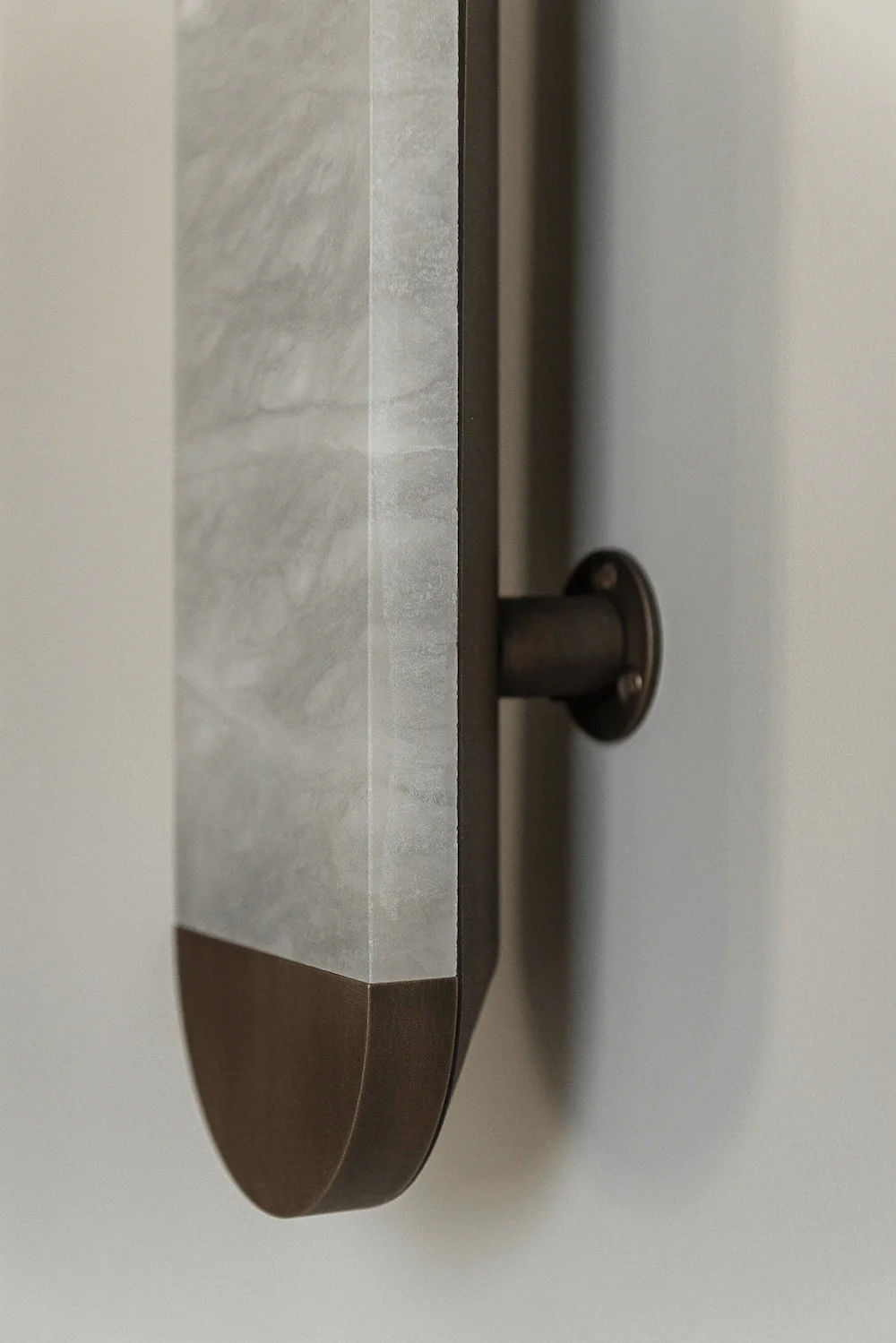 Ghost Wall Lamp