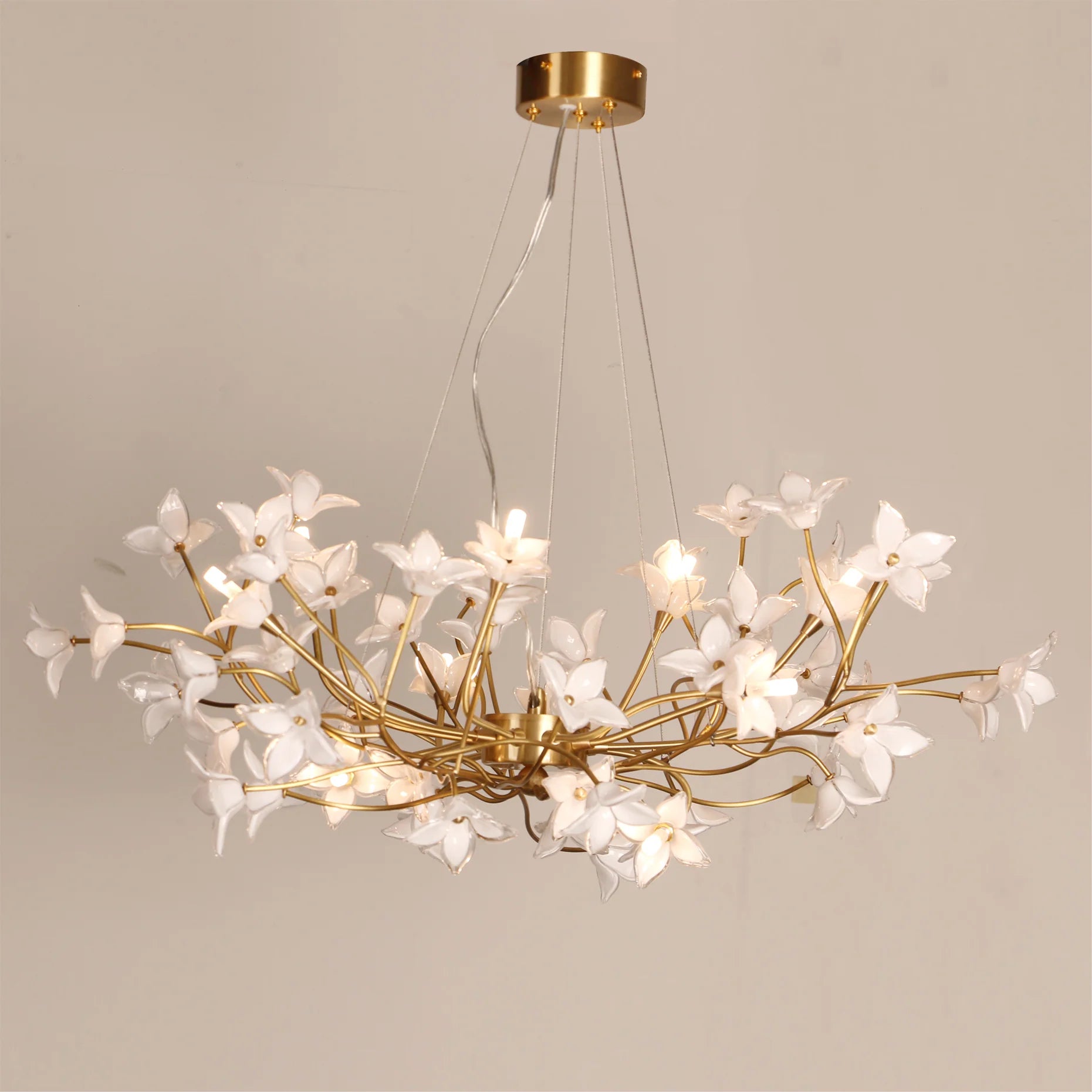 Veitchii Flower Chandelier