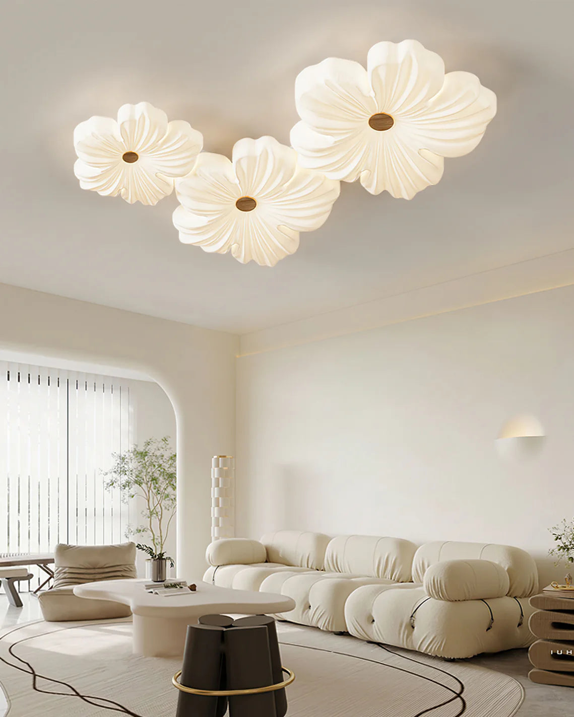 Cream Flower Ceiling Lamp