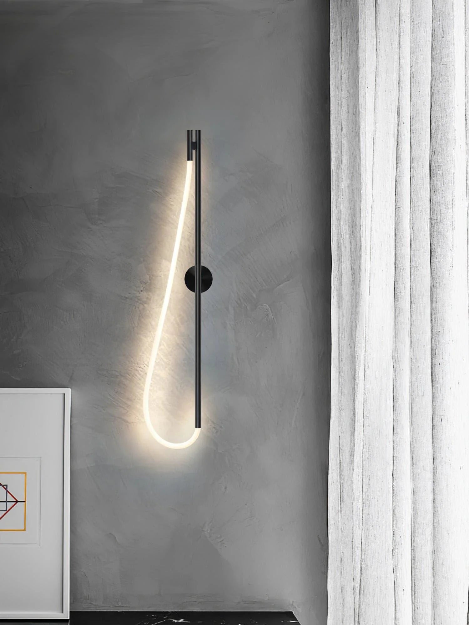 Leto Wall Lamp