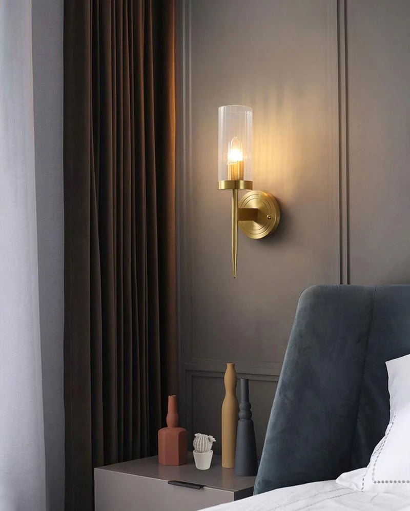 Alouette Wall Lamp