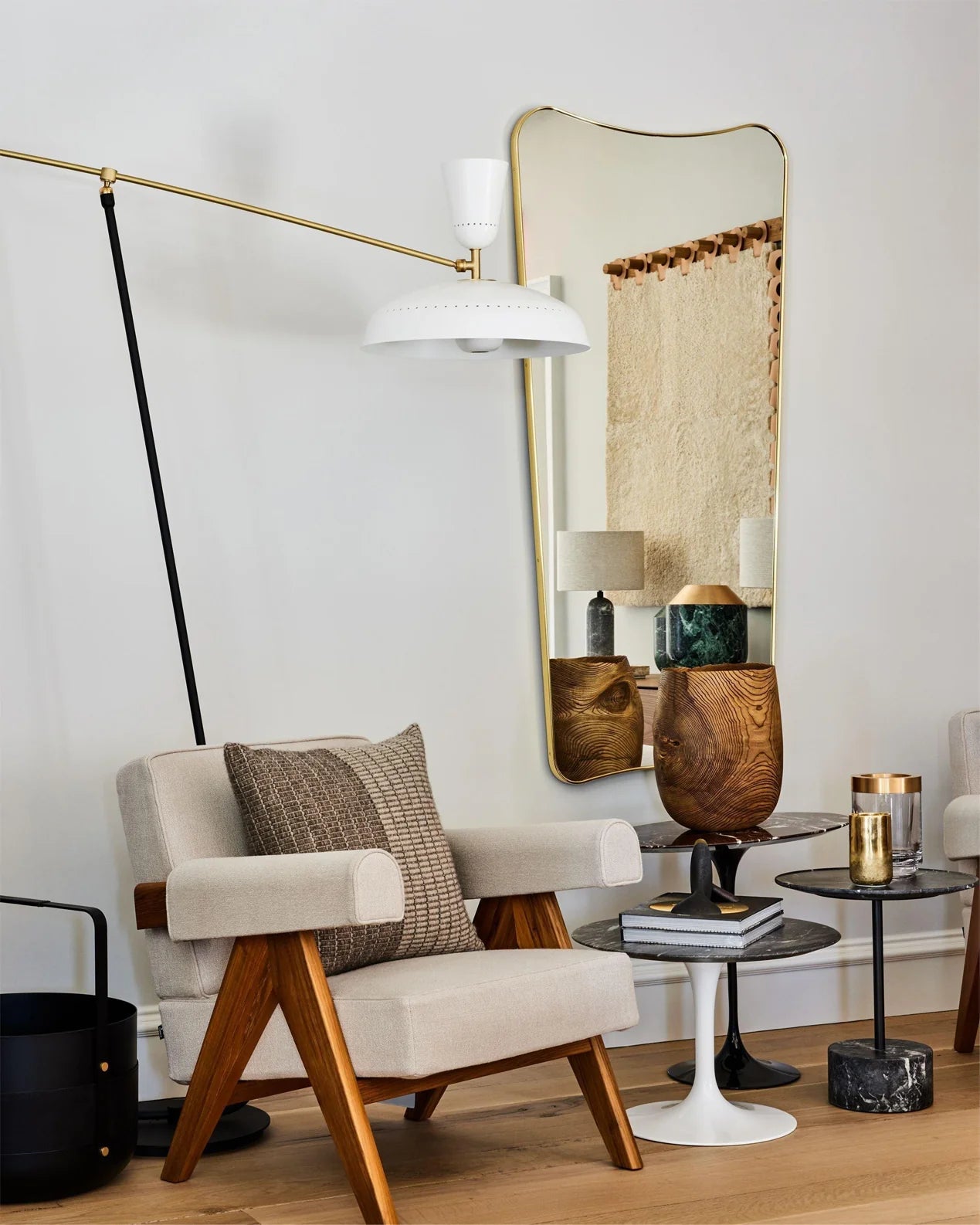 G1 Floor Lamp