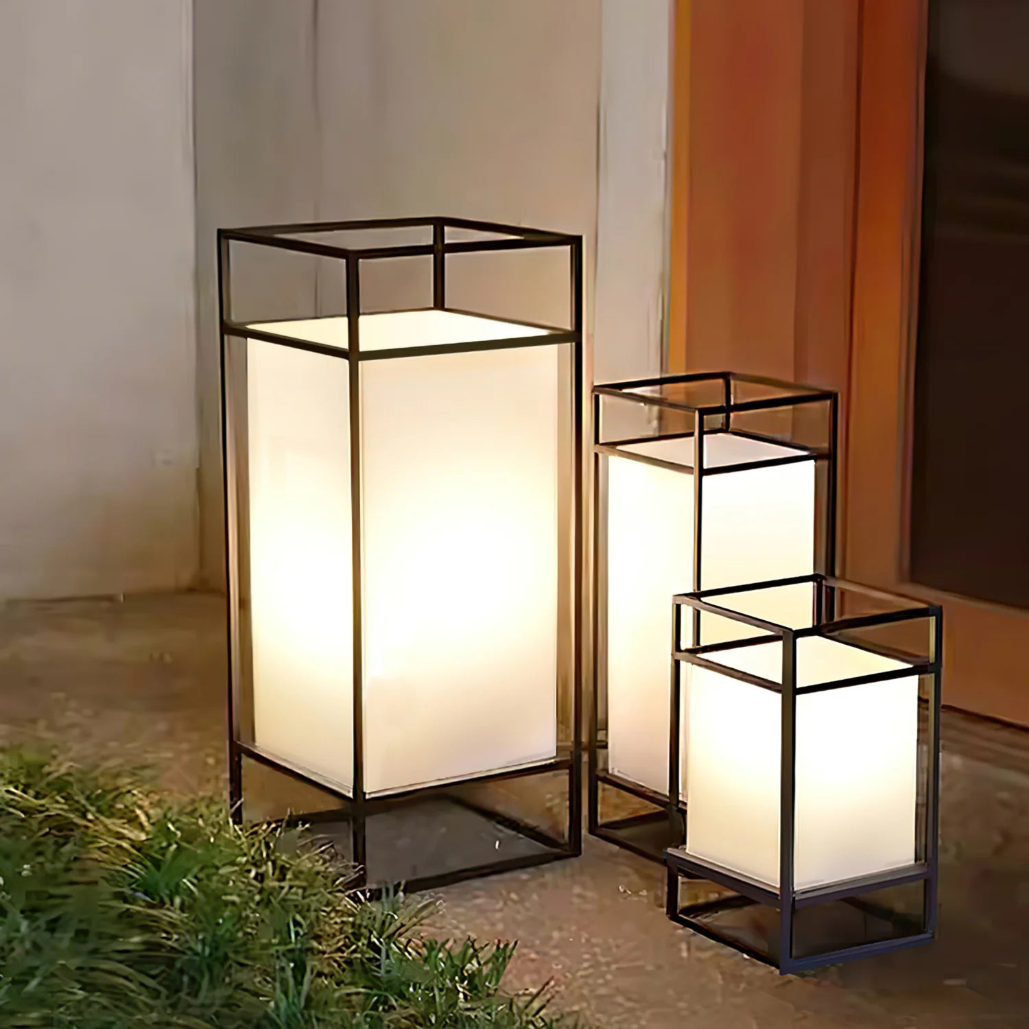 Cleo Lantern Outdoor Table Lamp