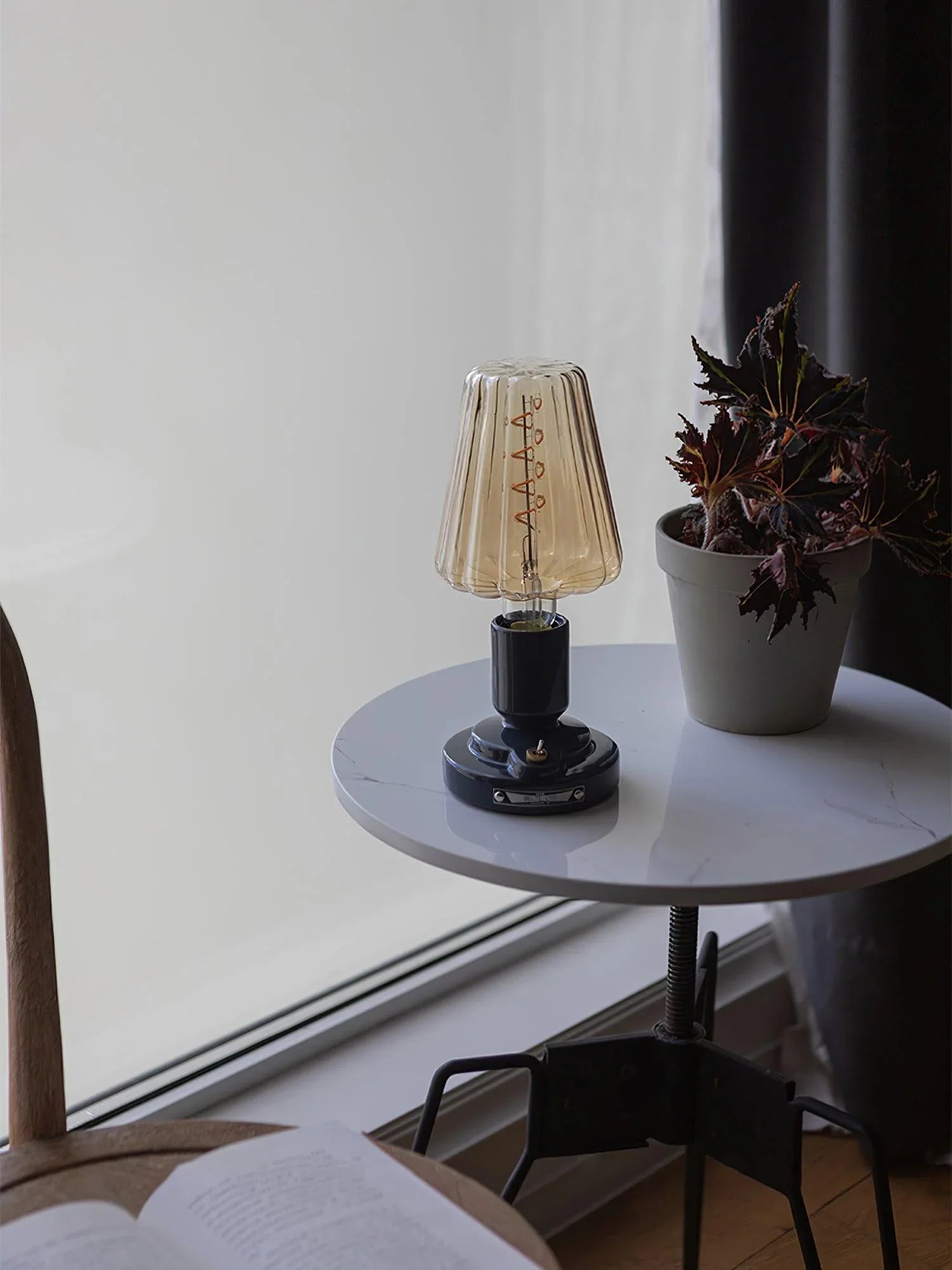 Mushroom Glass Desk Lamp