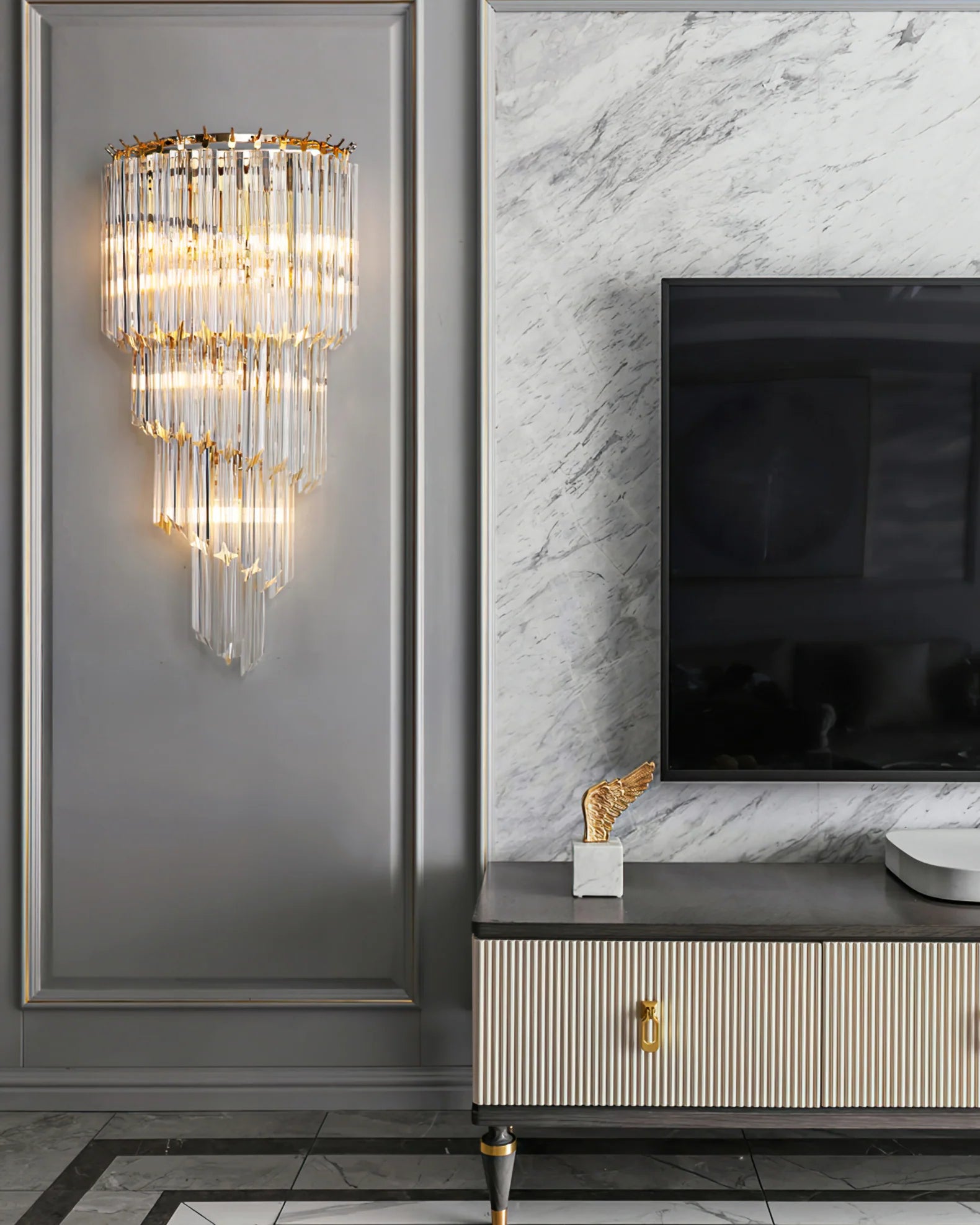 Amici Wall Lamp