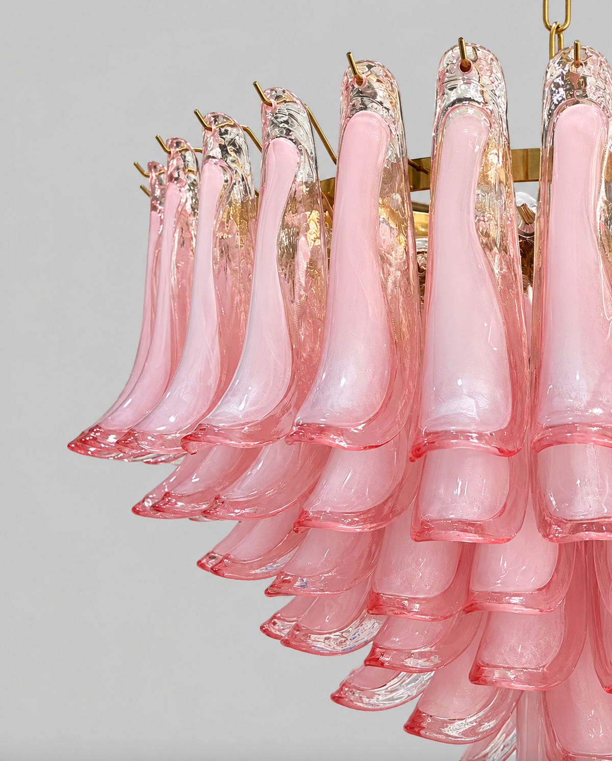 Petalo Rosa Chandelier