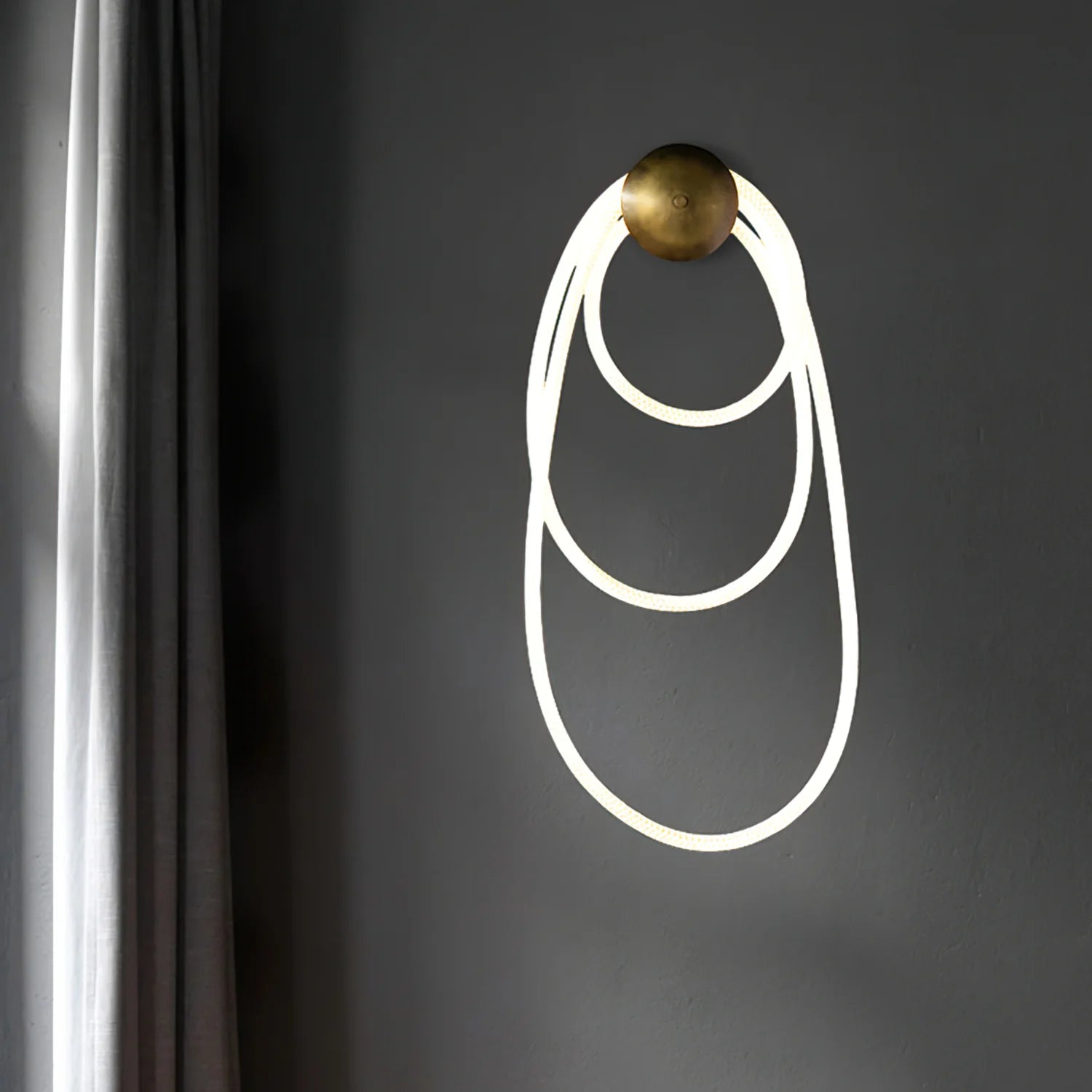 Rigel Wall Lamp