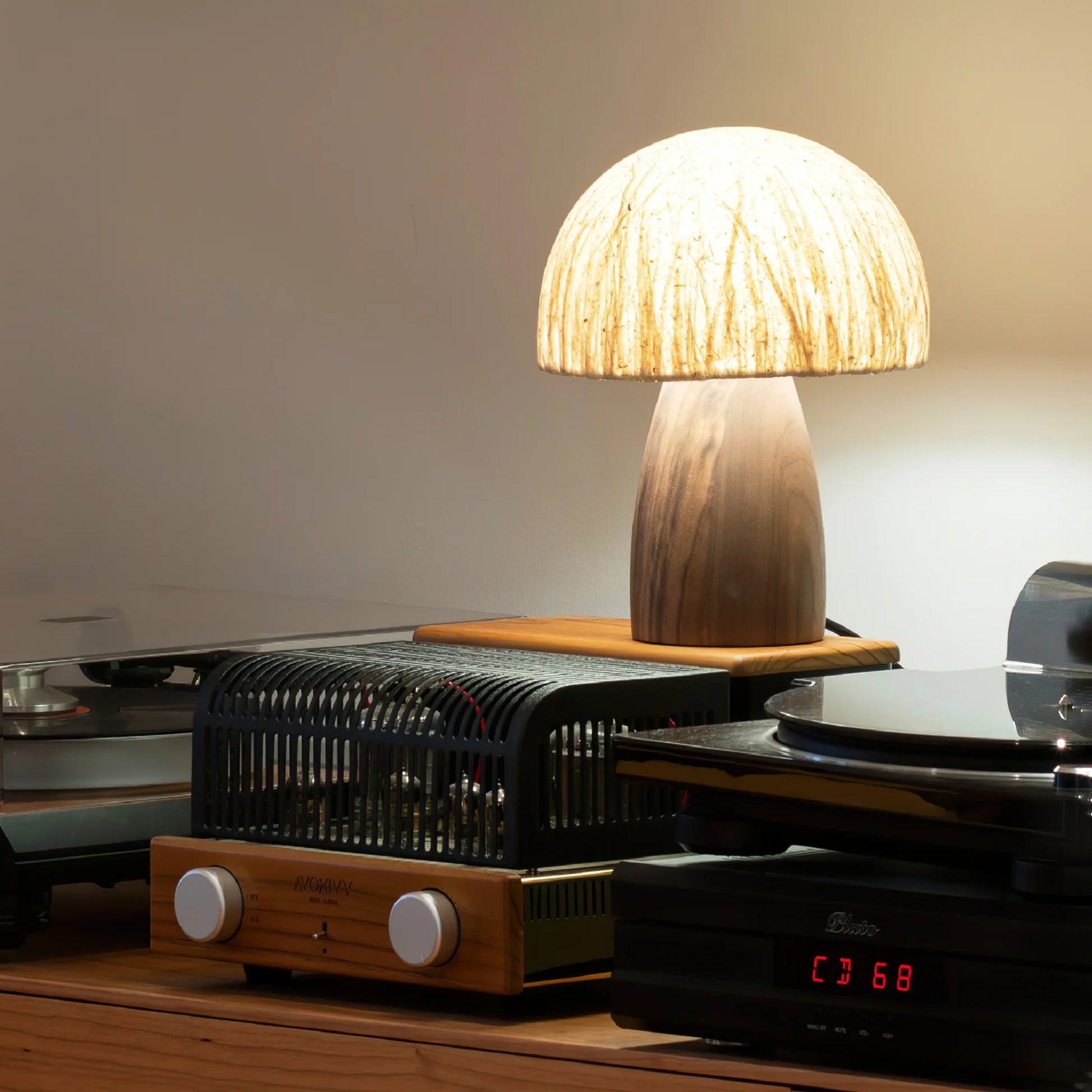 Alice Mushroom Table Lamp