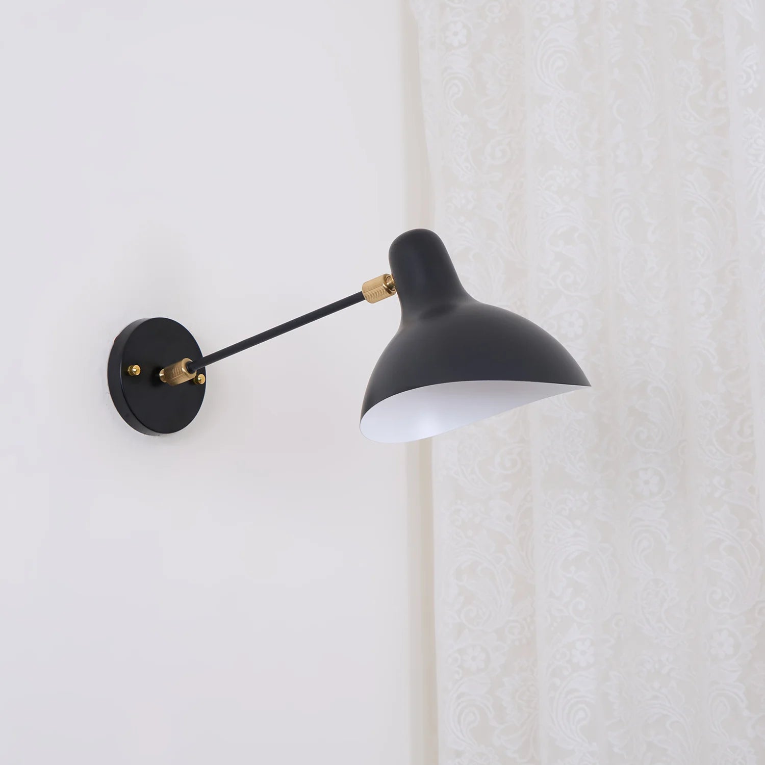 Mantis Wall Lamp