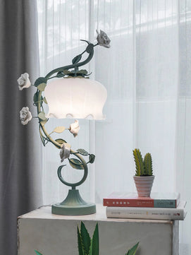 Aeyee Table Lamp