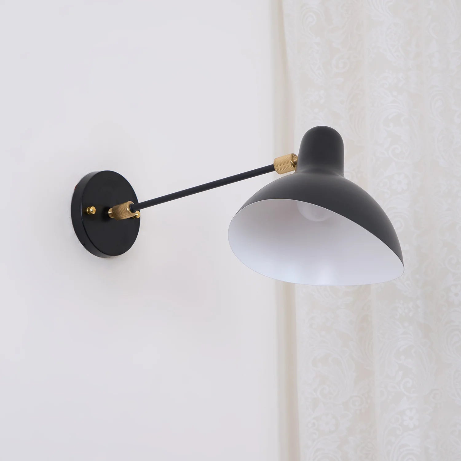 Mantis Wall Lamp