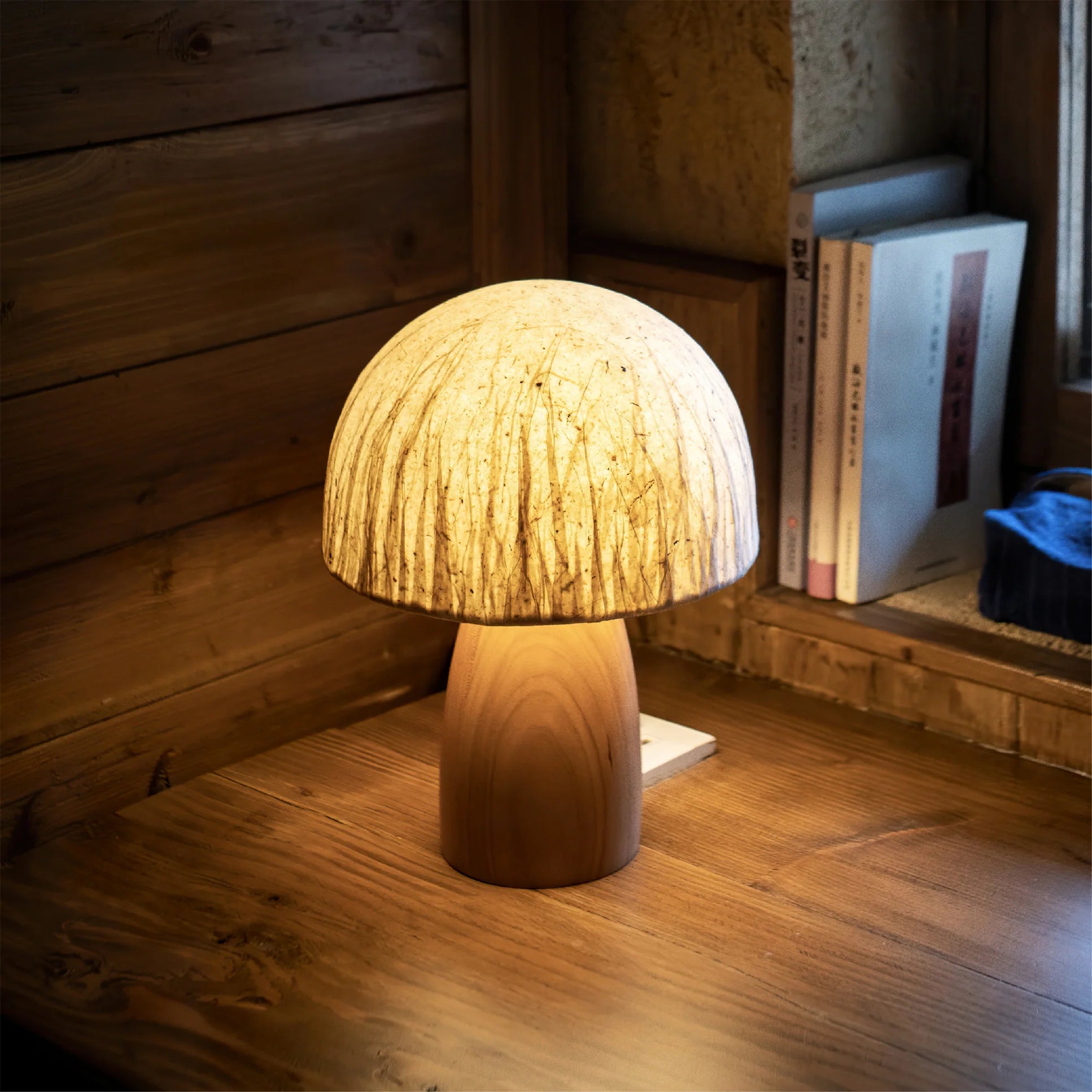 Alice Mushroom Table Lamp