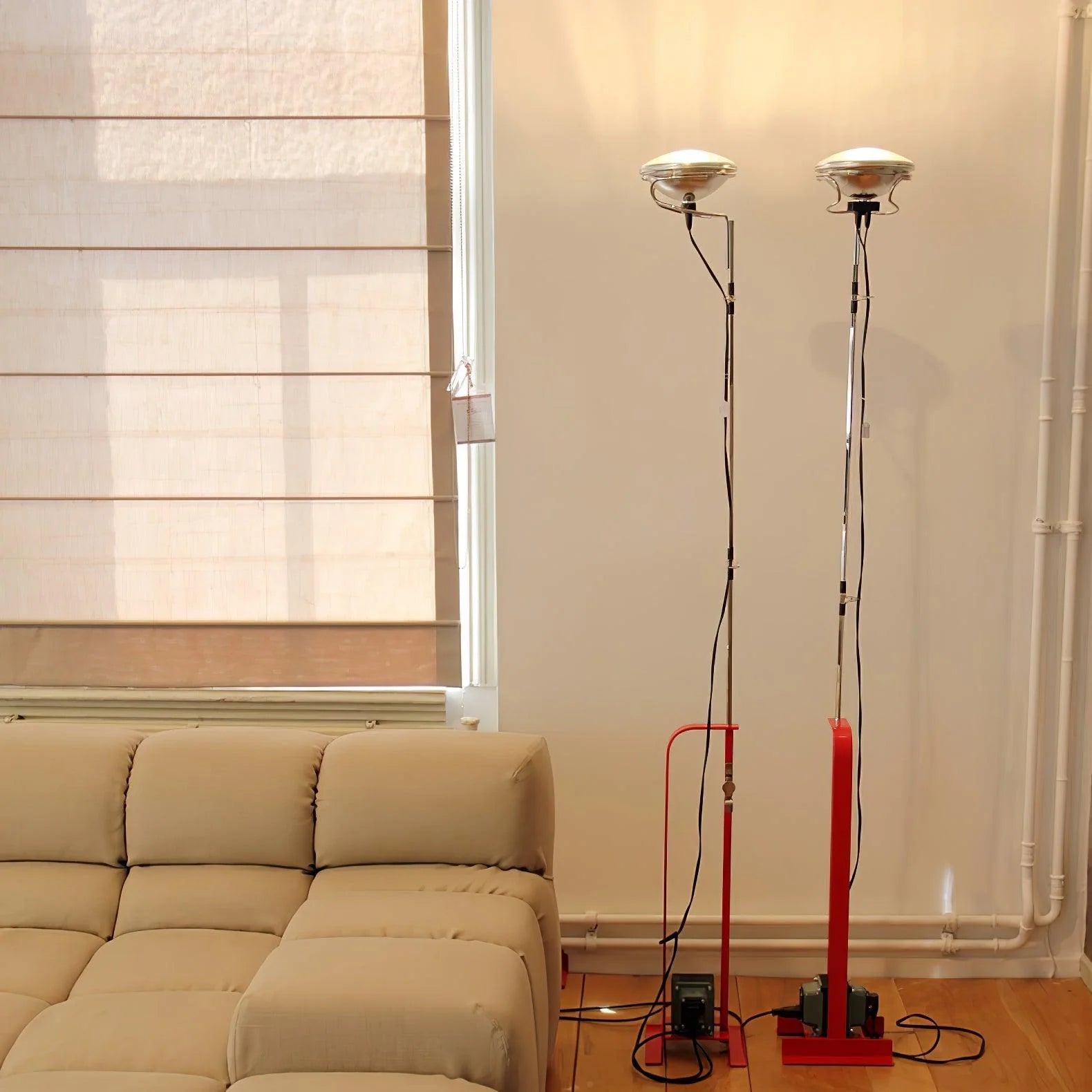 Toio Floor Lamp