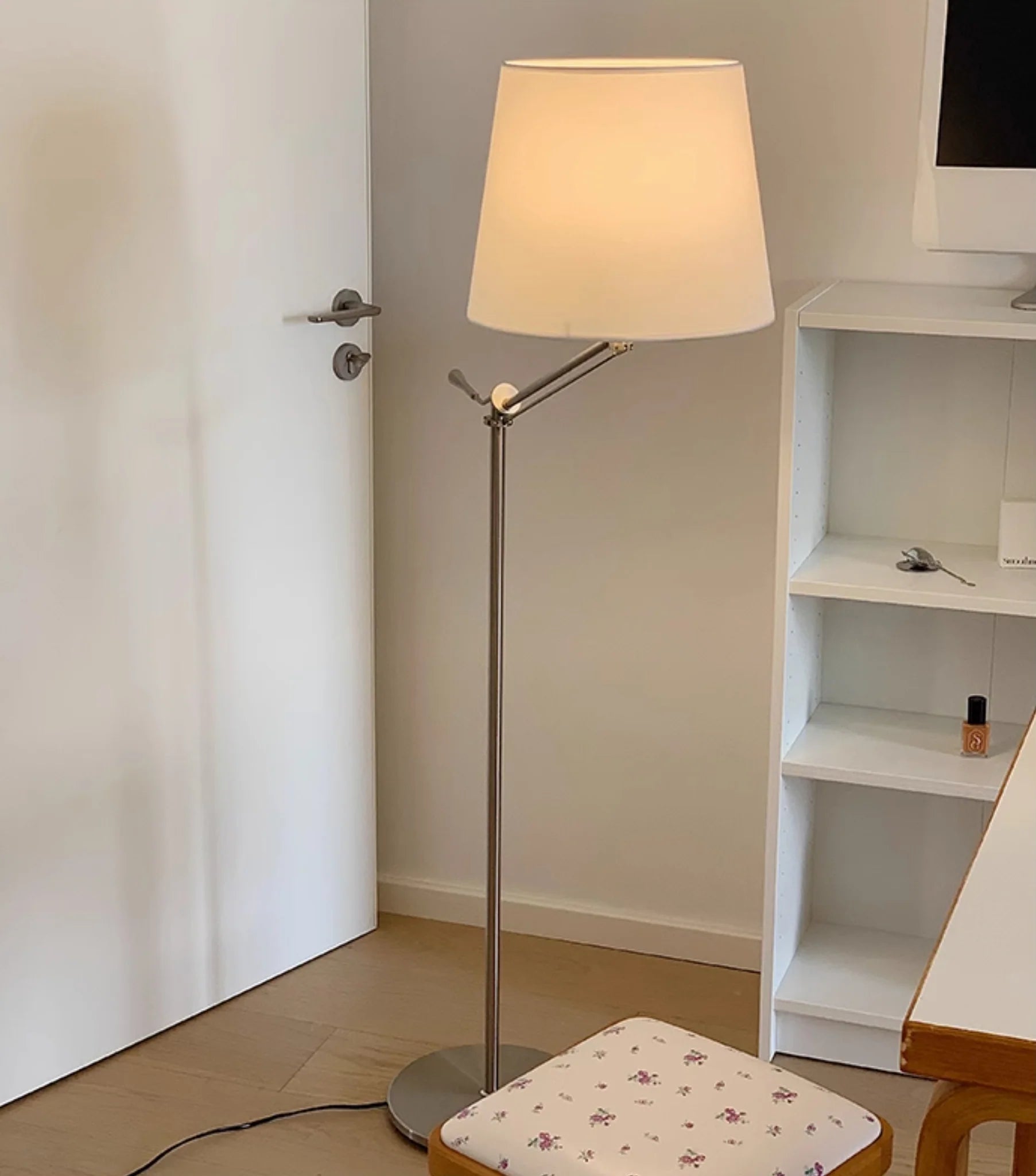 Eichholtz Medea Floor Lamp