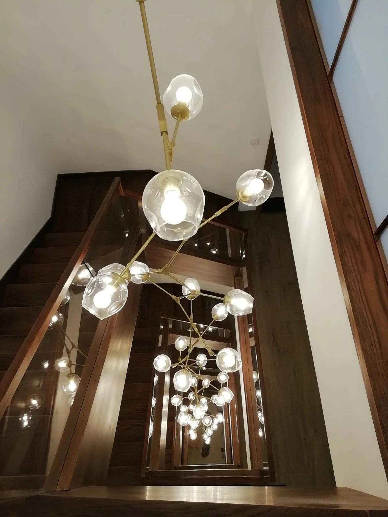 Bifurcation Bubble Chandeliers