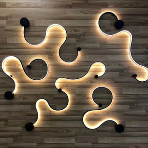 Snake Wall Lamp