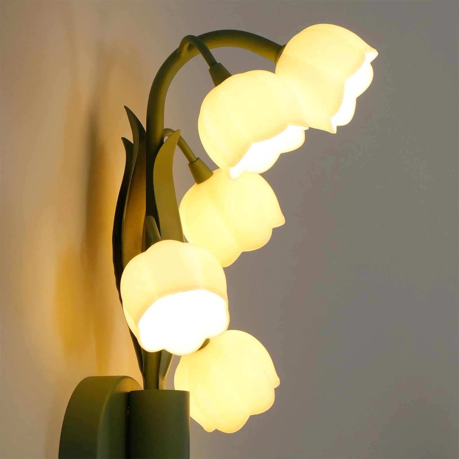 Bell Orchid Wall Lamp