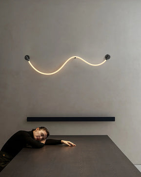 Flecto Tube Wall Lamp