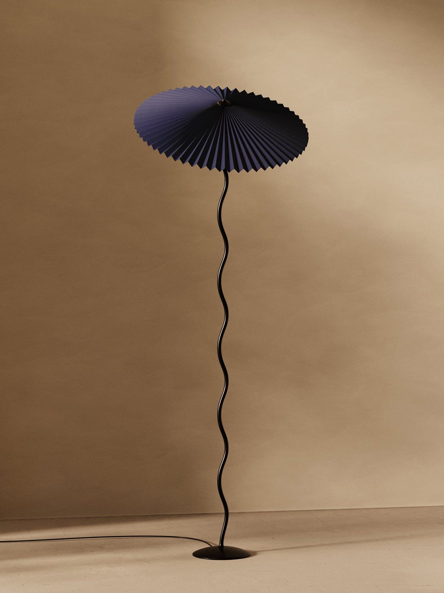 Wiggly Pleated Floor Lamp