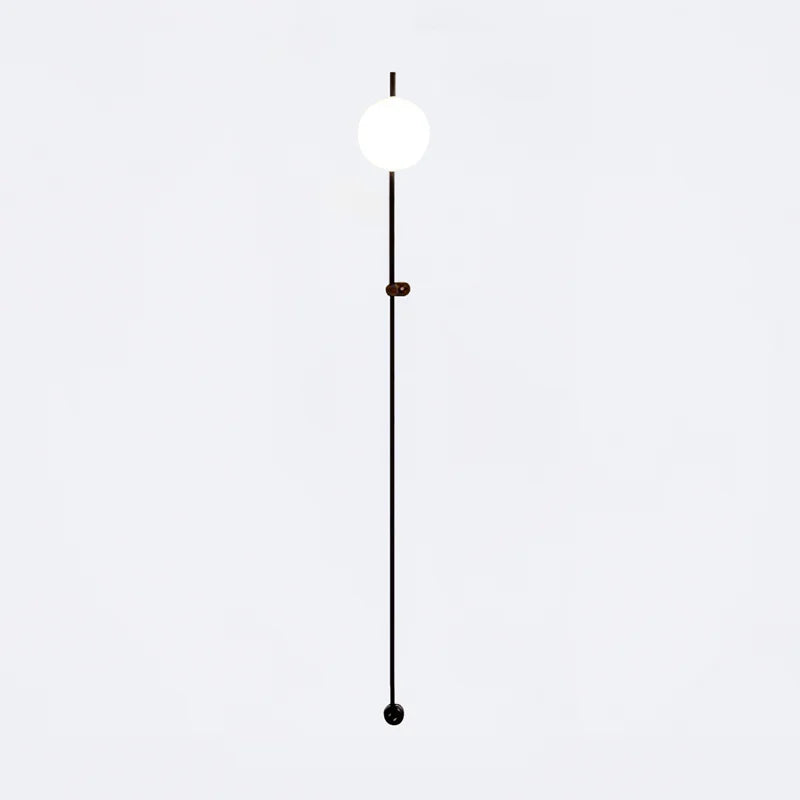 Lynea Wall Lamp