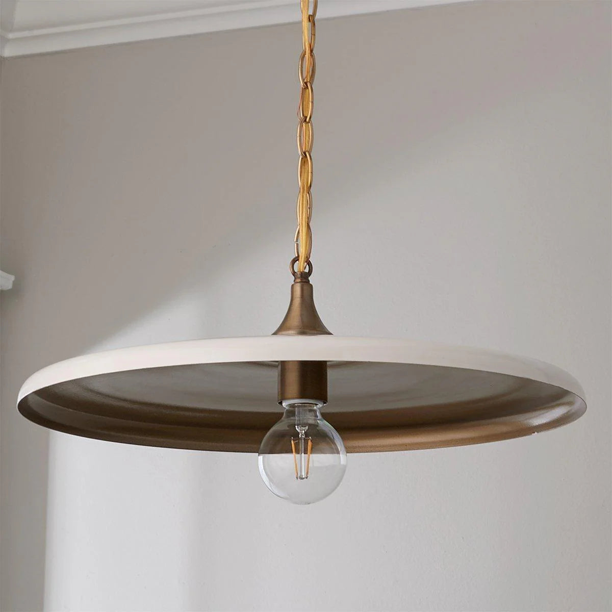 Julia Victor Pendant Lamp