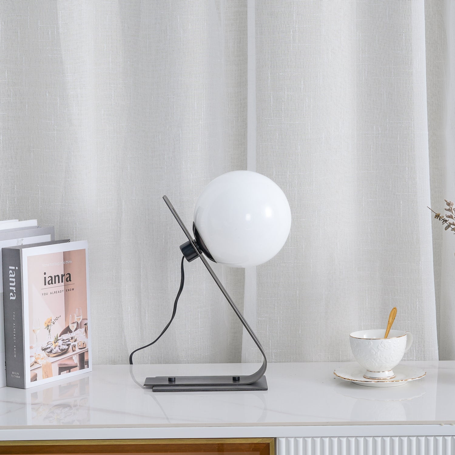 Arandela Table Lamp