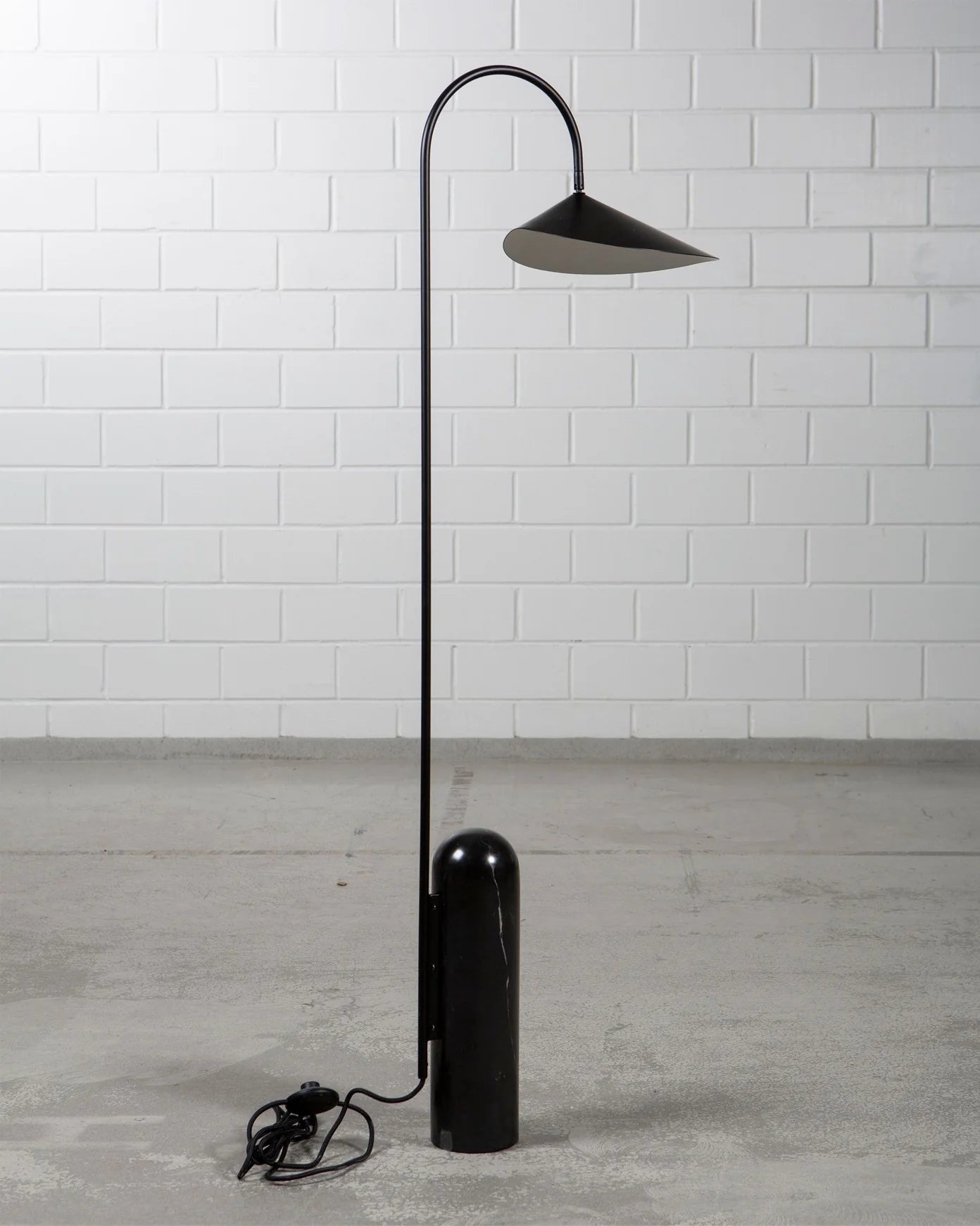 Arum Floor Lamp