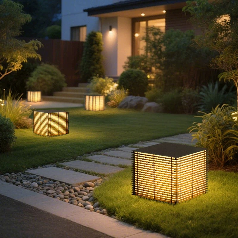 Dojo Lantern Outdoor Lamp With Solar Panel
