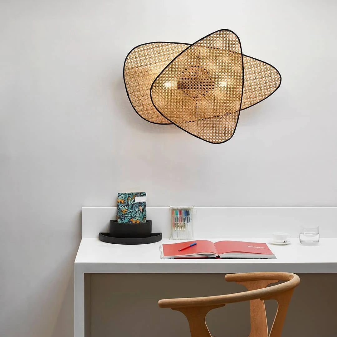 Screen Cannage Wall Lamp