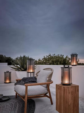 Line Glass Lantern Solar Floor Lamp