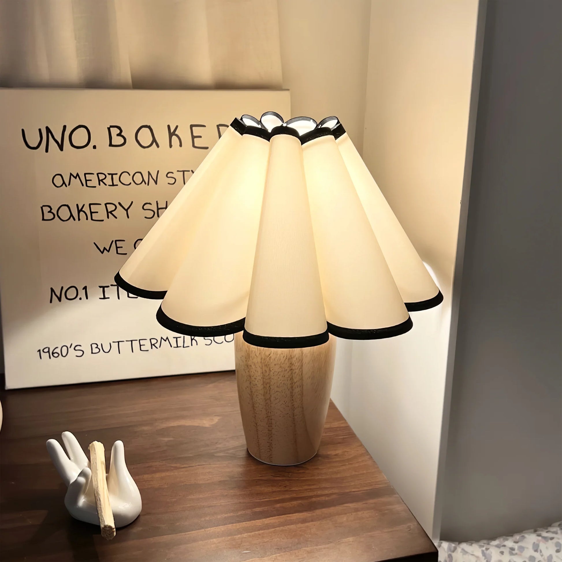 Vintage Fluted Table Lamp