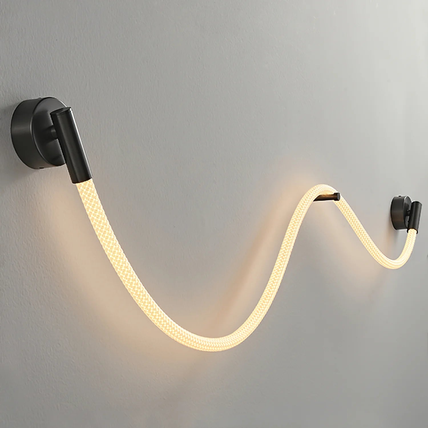 Flecto Tube Wall Lamp