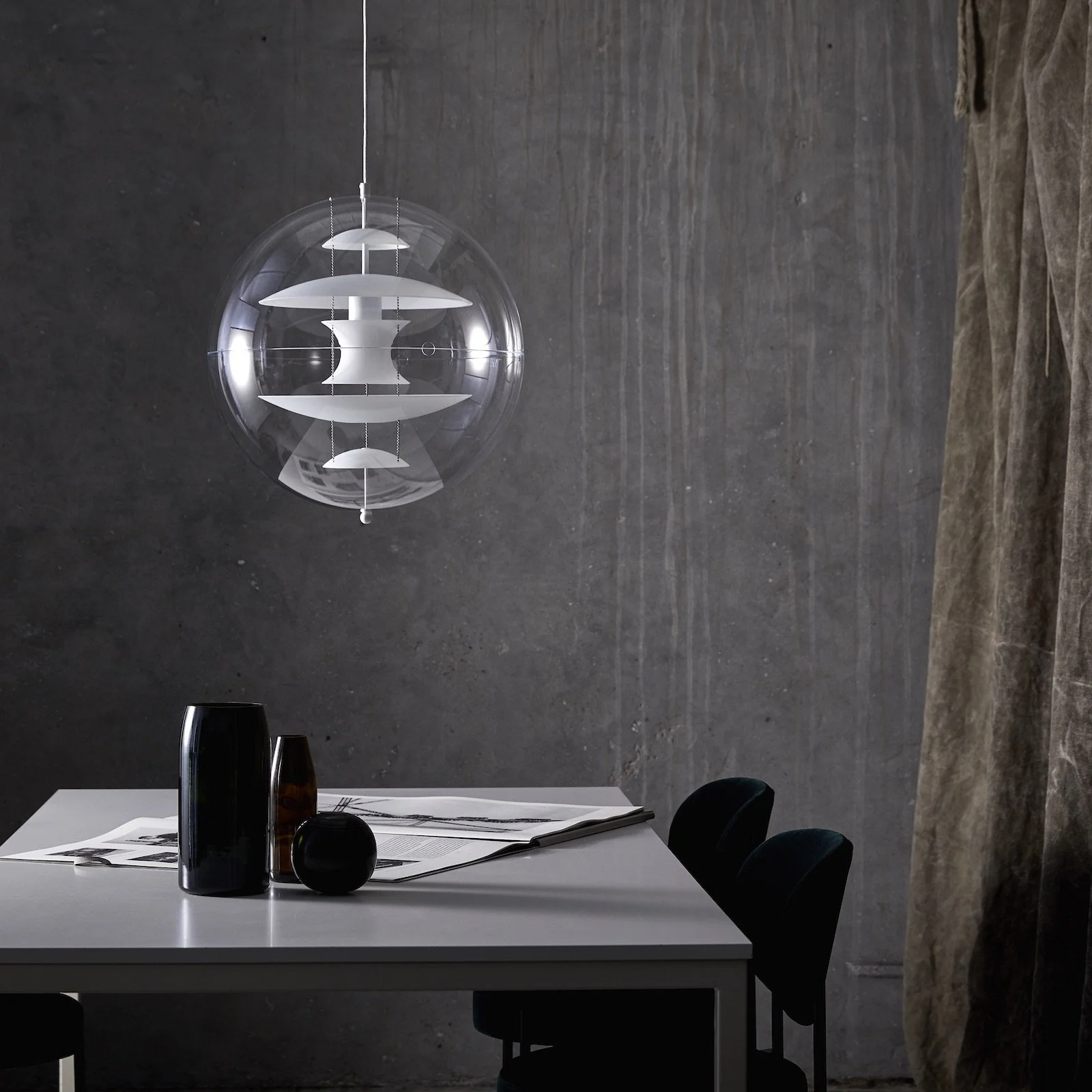 VP Globe Pendant Light