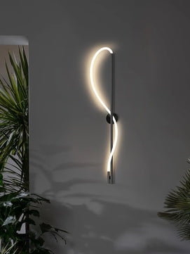 Leto Wall Lamp