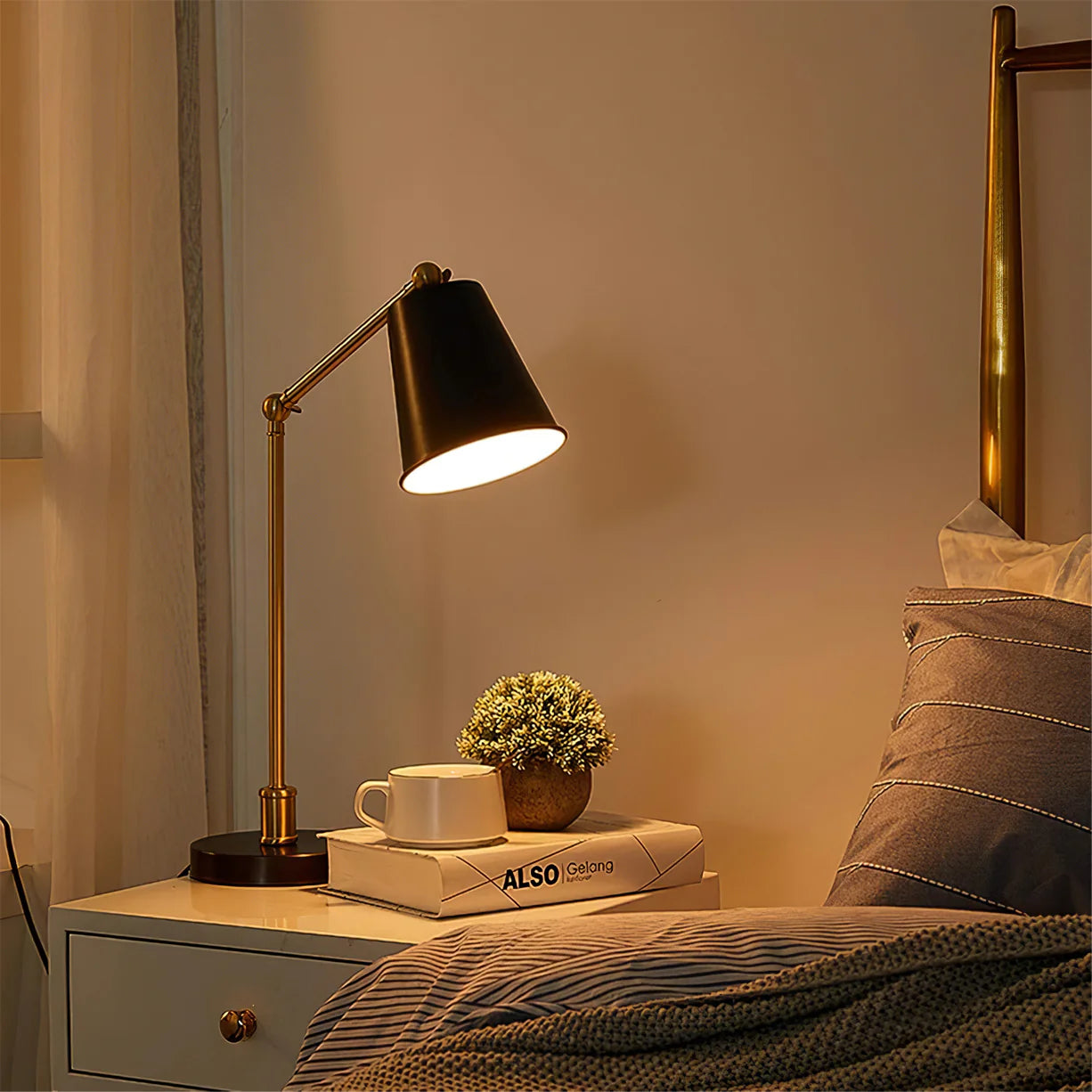 Tresa Table Lamp