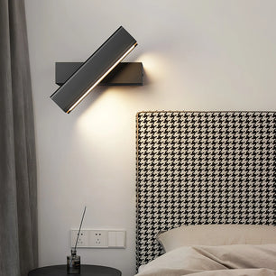 Clasp Wall Lamp