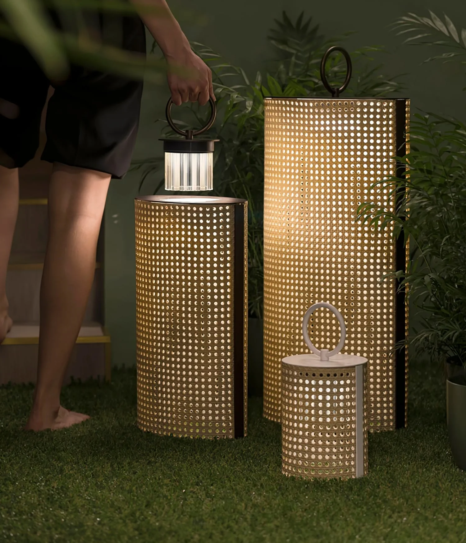 Outdoor Portable Rattan Solar Lamp