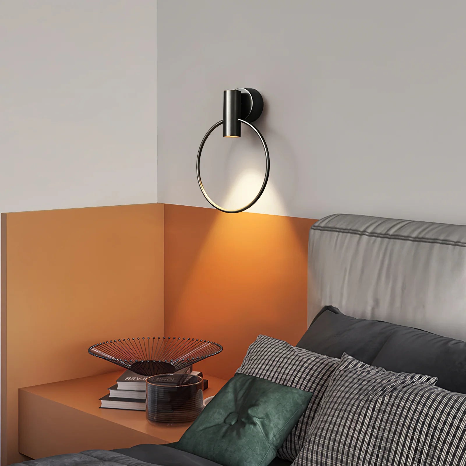 Aura Wall Lamp