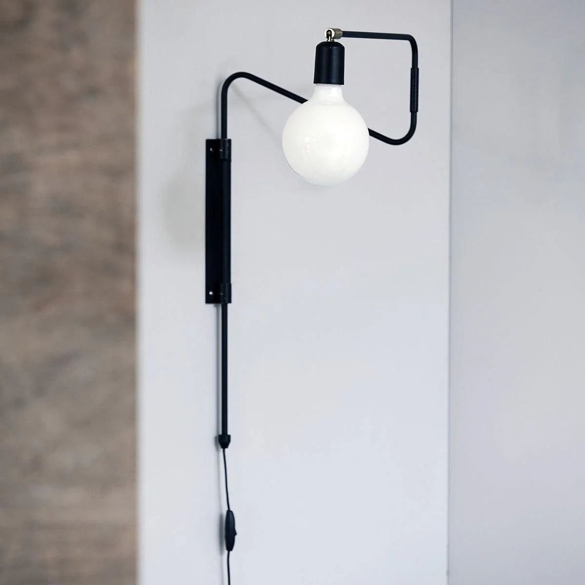 Swing Wall Lamp