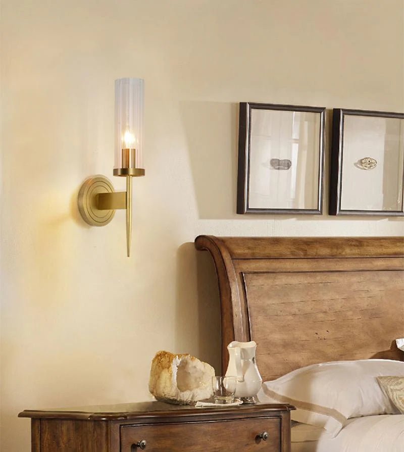 Alouette Wall Lamp