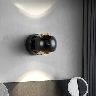 Io Verticale Wall Lamp