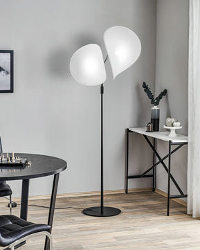 Manta Floor Lamp