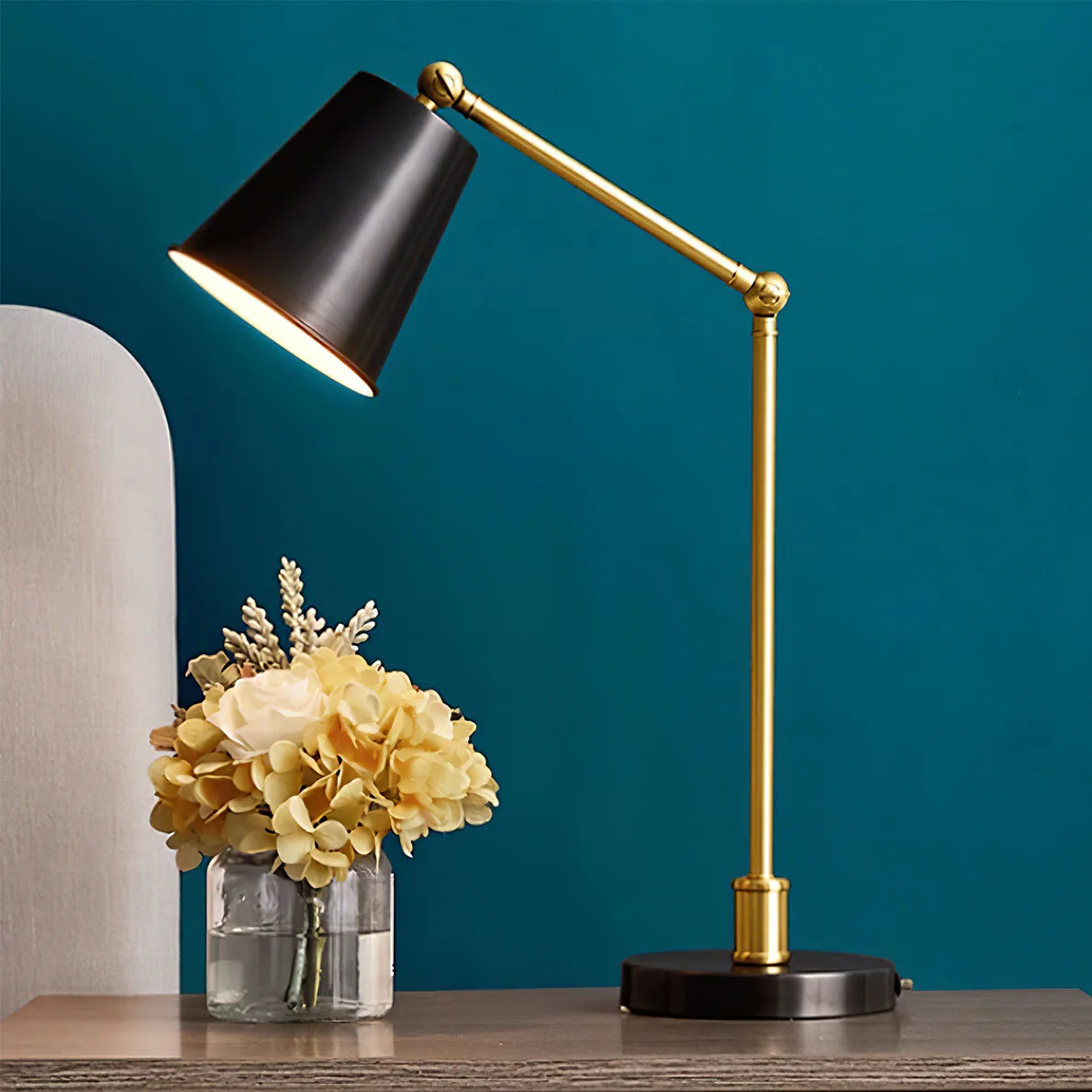 Tresa Table Lamp