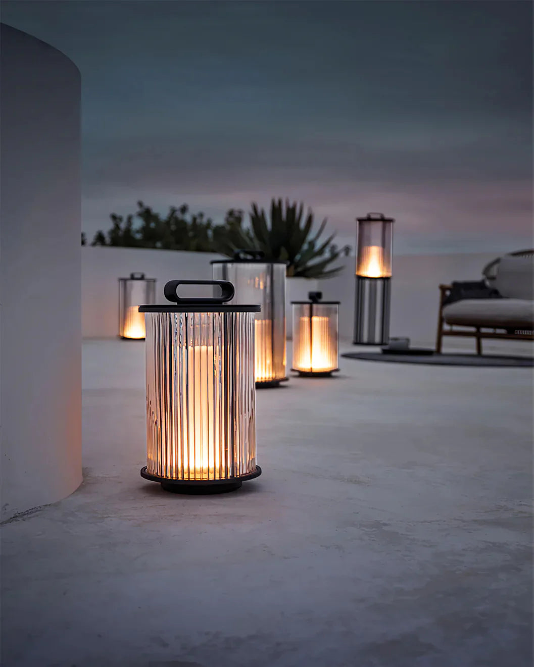 Line Glass Lantern Solar Table Lamp