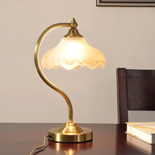 Magnolya Flower Table Lamp