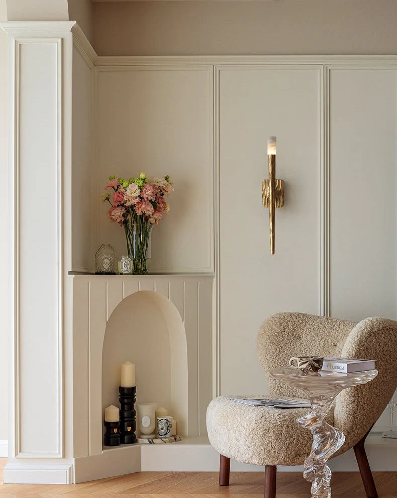 The Volterra Fluted Alabaster Sconce