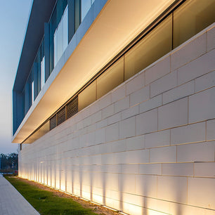 Incasso In-Ground Linear Wall Washer