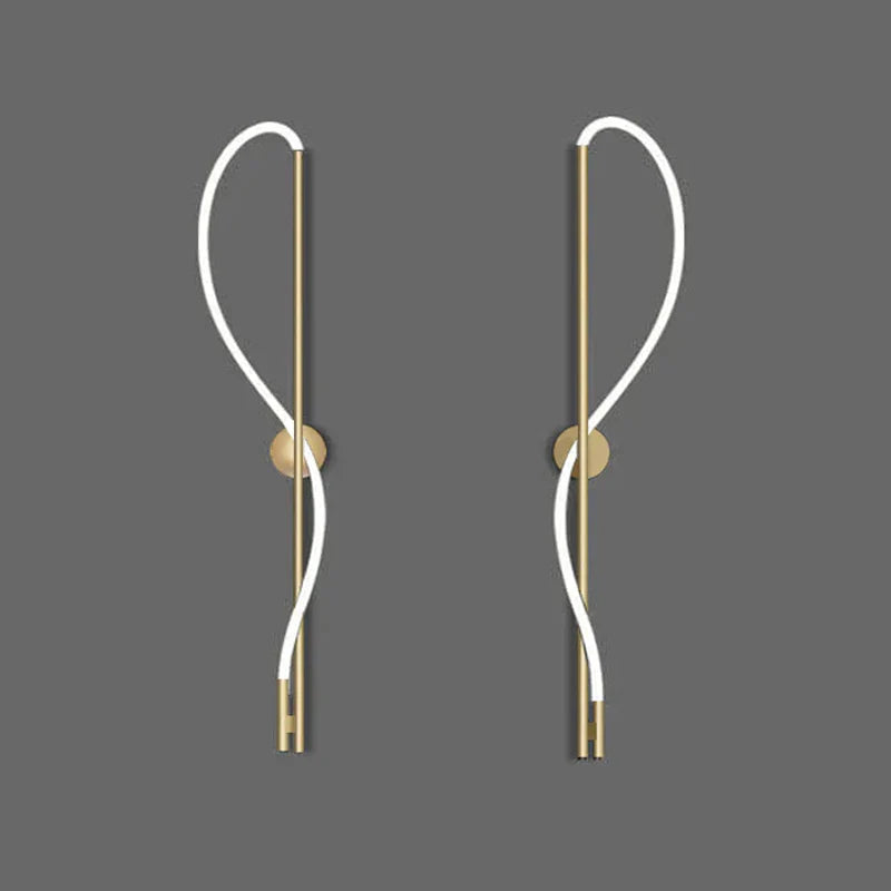 Leto Wall Lamp