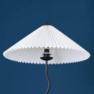 Wiggly Pleated Floor Lamp