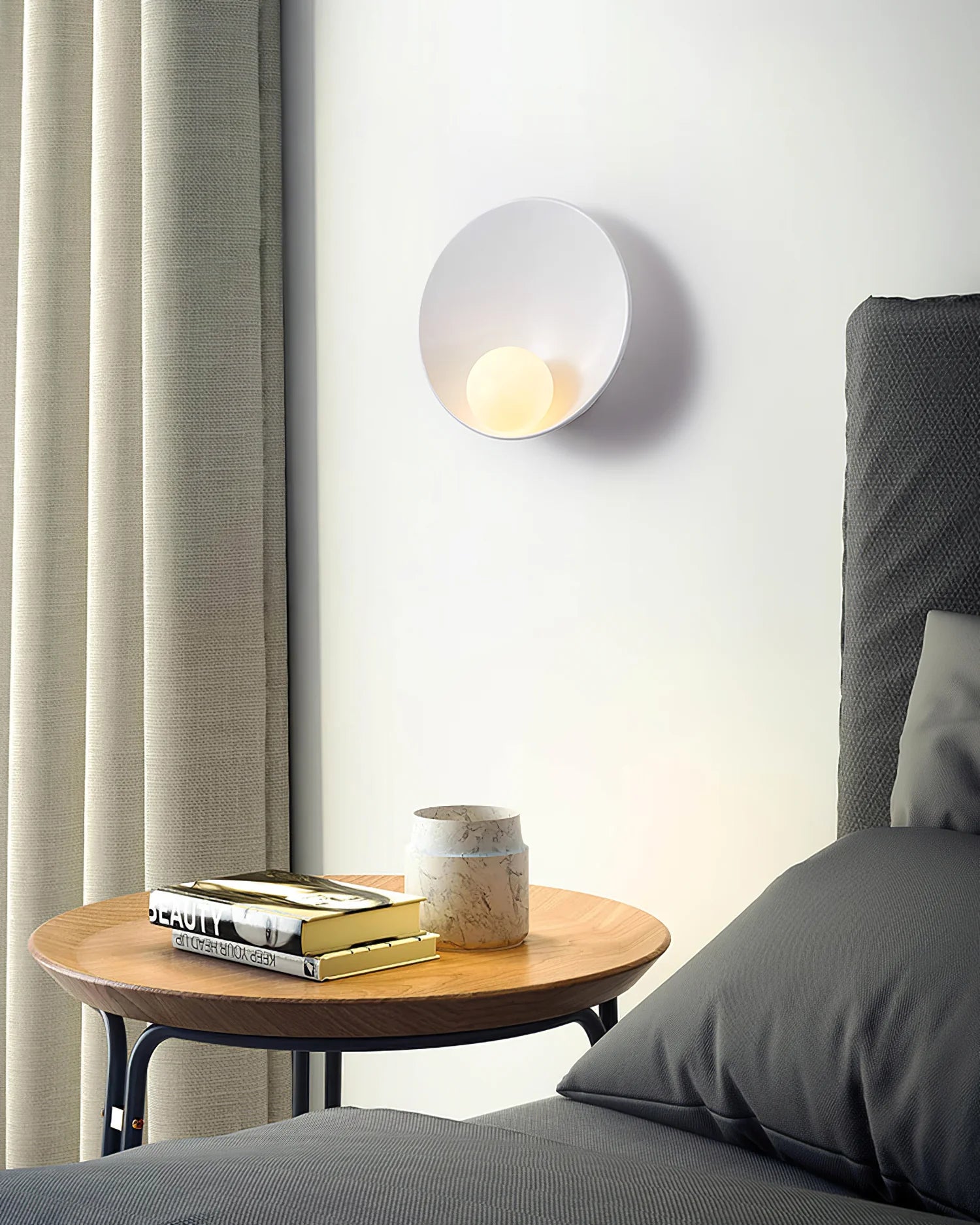 Musa Wall Lamp